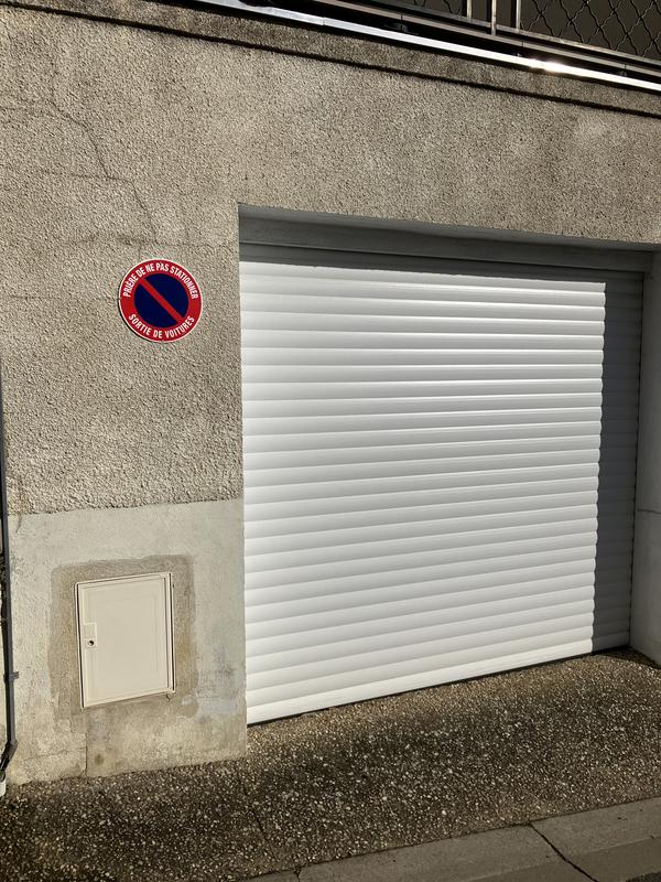 Ouvrir la fenêtre modale de l'avis 1 sur 3