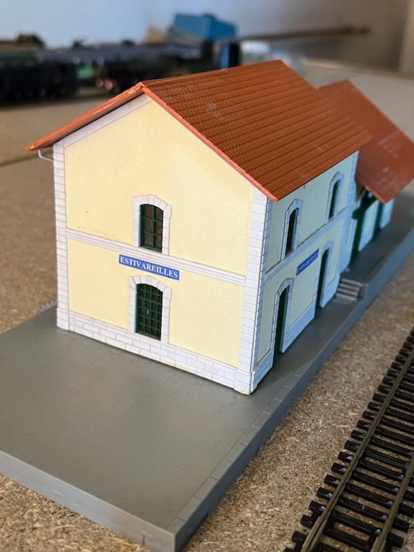 Ouvrir la fenêtre modale de l'avis 1 sur 2