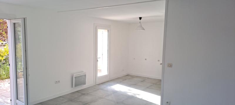 Ouvrir la fenêtre modale de l'avis 1 sur 4