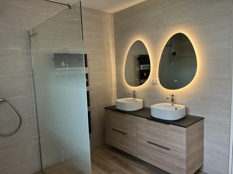 Ouvrir la fenêtre modale de l'avis 1 sur 2