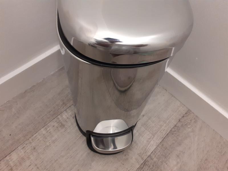 Poubelle de salle de bain 6l vert d'eau avec couvercle chrome - RETIF