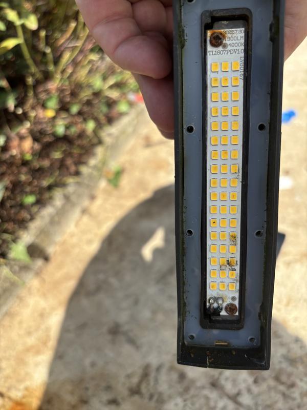 Ouvrir la fenêtre modale de l'avis 1 sur 3