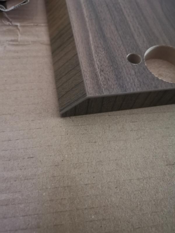 Ouvrir la fenêtre modale de l'avis 1 sur 2