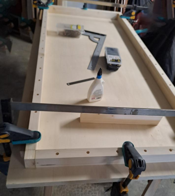 Ouvrir la fenêtre modale de l'avis 1 sur 3