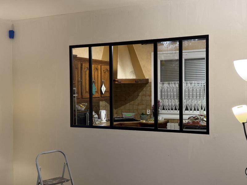 Verrière coulissante en aluminium noir sablé carreaux, x l