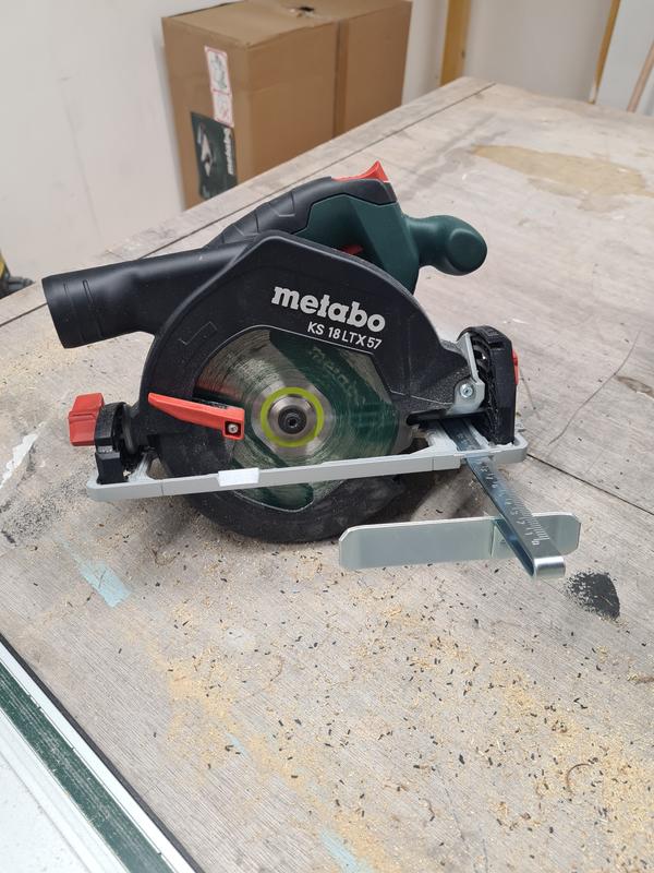 Ouvrir la fenêtre modale de l'avis 1 sur 4