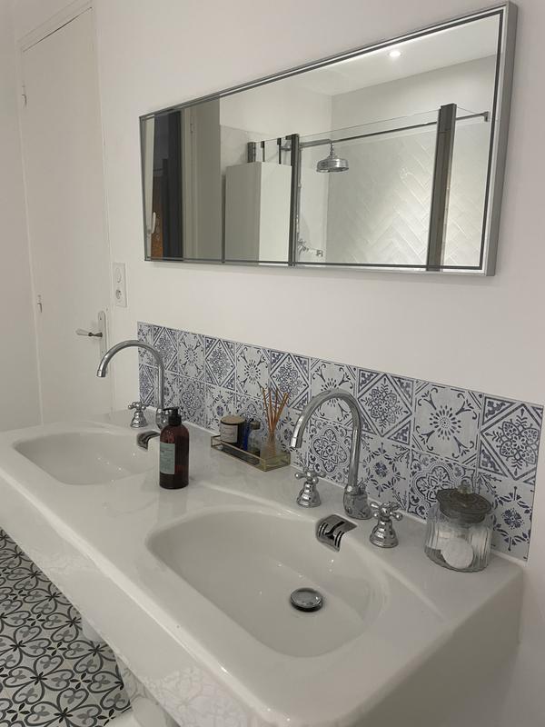 Ouvrir la fenêtre modale de l'avis 1 sur 2