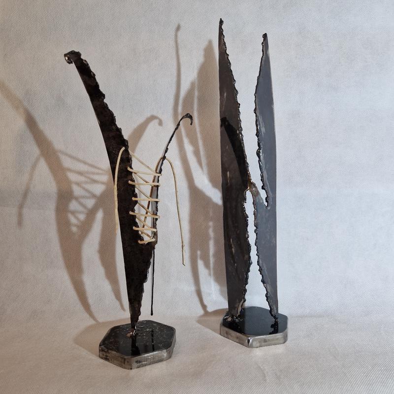 Ouvrir la fenêtre modale de l'avis 1 sur 2