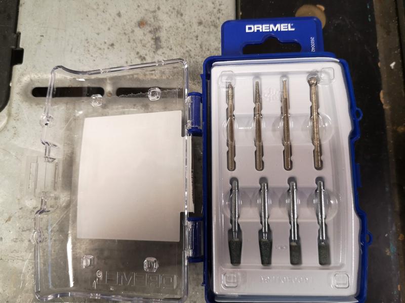 Ouvrir la fenêtre modale de l'avis 1 sur 2