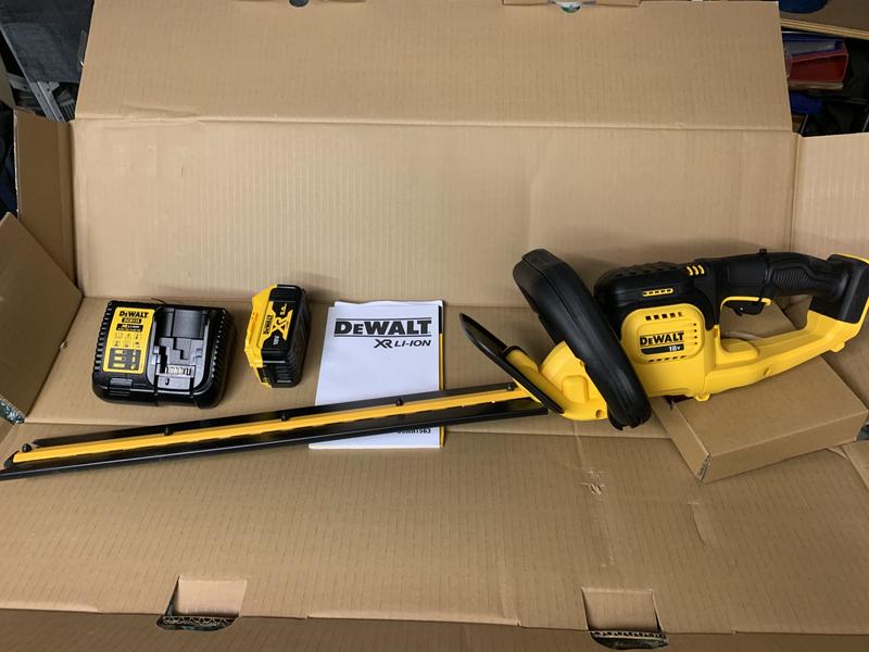 Ouvrir la fenêtre modale de l'avis 1 sur 2