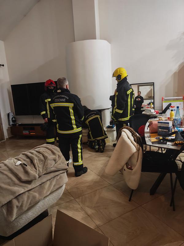 Ouvrir la fenêtre modale de l'avis 1 sur 2
