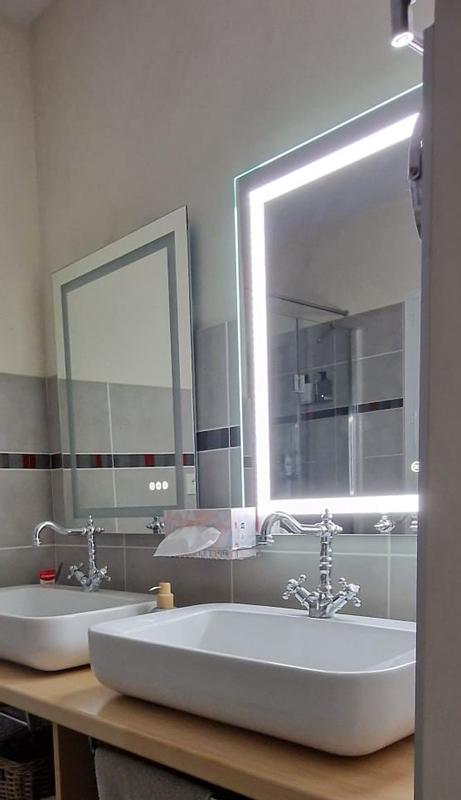 Ouvrir la fenêtre modale de l'avis 1 sur 1