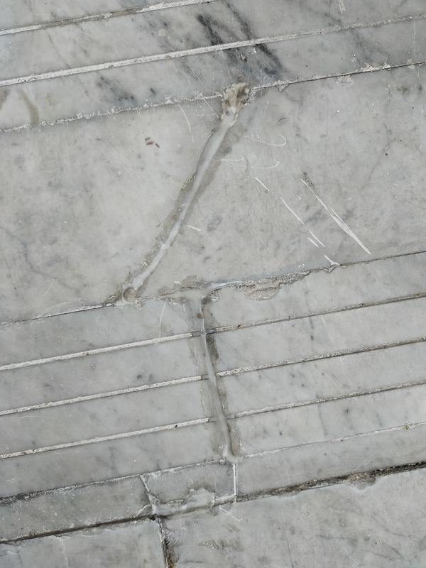 Ouvrir la fenêtre modale de l'avis 1 sur 2