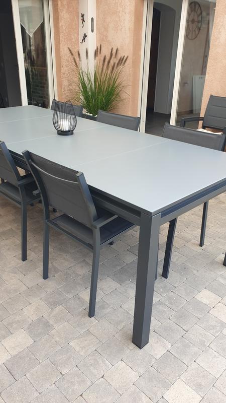 Otwórz okno opinii 1 na stronie 4