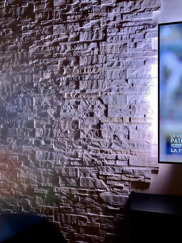 Ouvrir la fenêtre modale de l'avis 1 sur 2