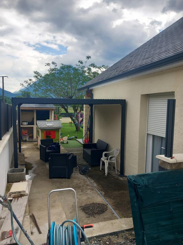 Ouvrir la fenêtre modale de l'avis 1 sur 4