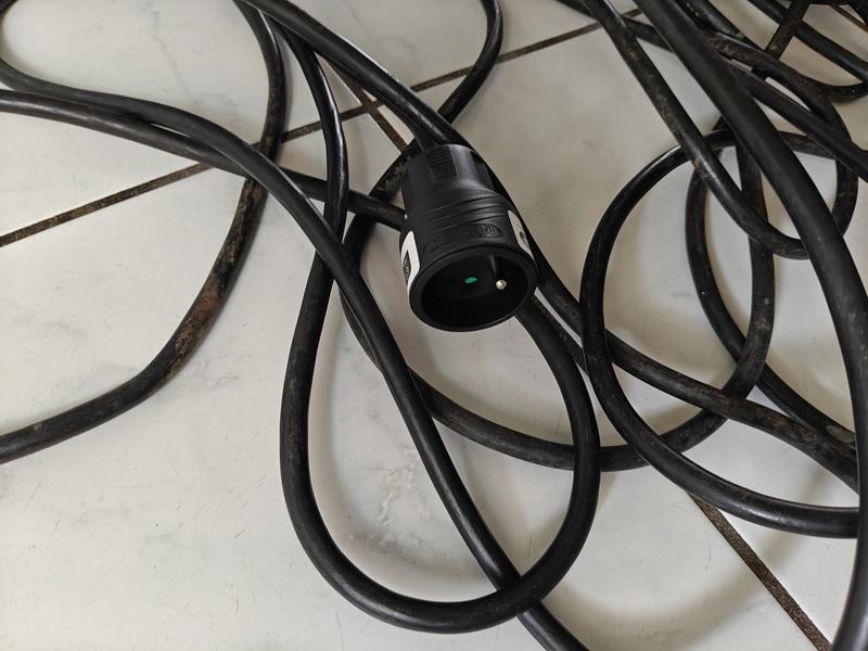 Ouvrir la fenêtre modale de l'avis 1 sur 2