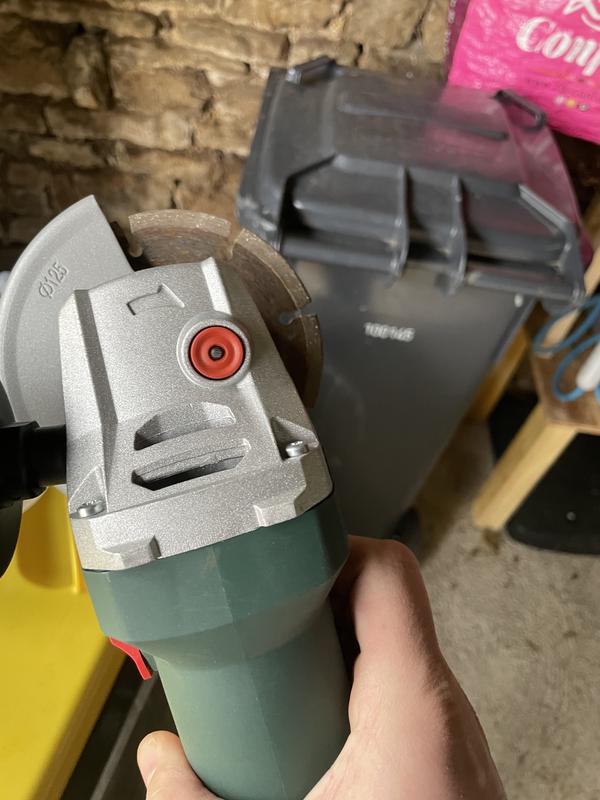 Ouvrir la fenêtre modale de l'avis 1 sur 4