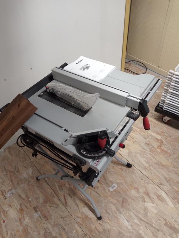 Ouvrir la fenêtre modale de l'avis 1 sur 1