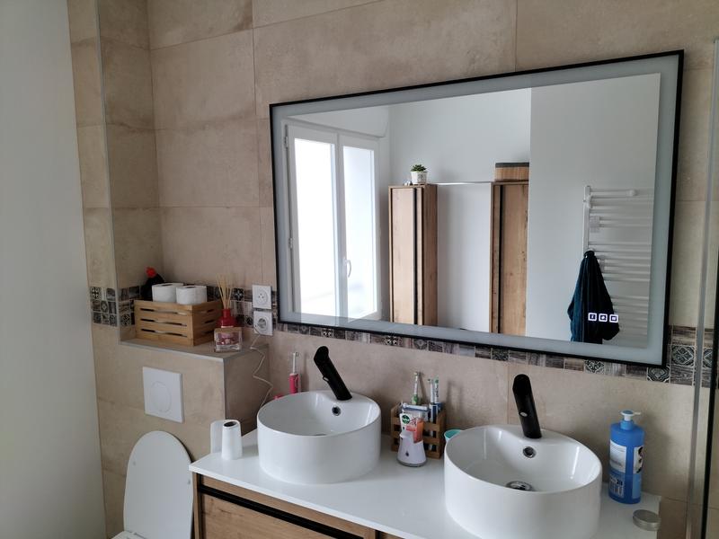 Ouvrir la fenêtre modale de l'avis 1 sur 2