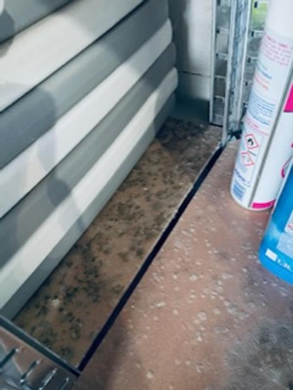 Ouvrir la fenêtre modale de l'avis 1 sur 2