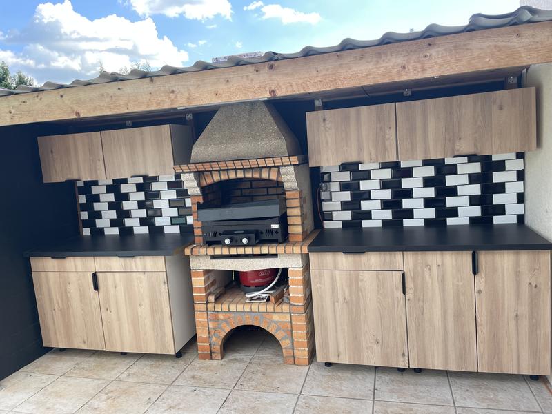 Ouvrir la fenêtre modale de l'avis 1 sur 2