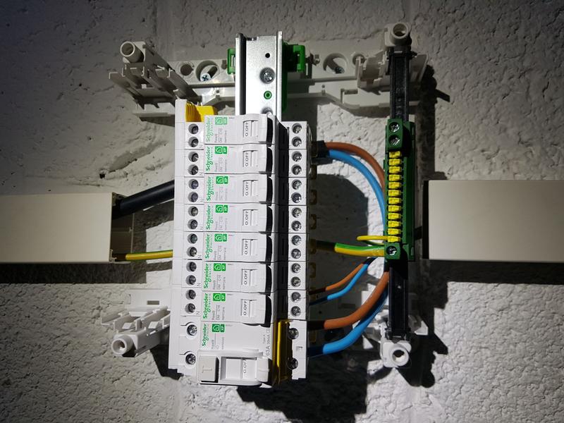 Ouvrir la fenêtre modale de l'avis 1 sur 2