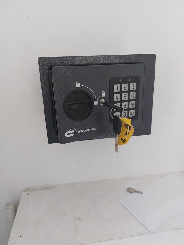 Ouvrir la fenêtre modale de l'avis 1 sur 2