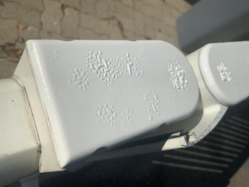 Ouvrir la fenêtre modale de l'avis 1 sur 2