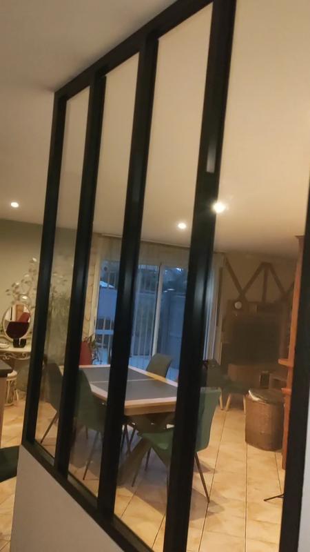 Ouvrir la fenêtre modale de l'avis 1 sur 3