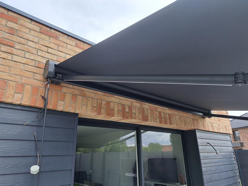 Ouvrir la fenêtre modale de l'avis 2 sur 6