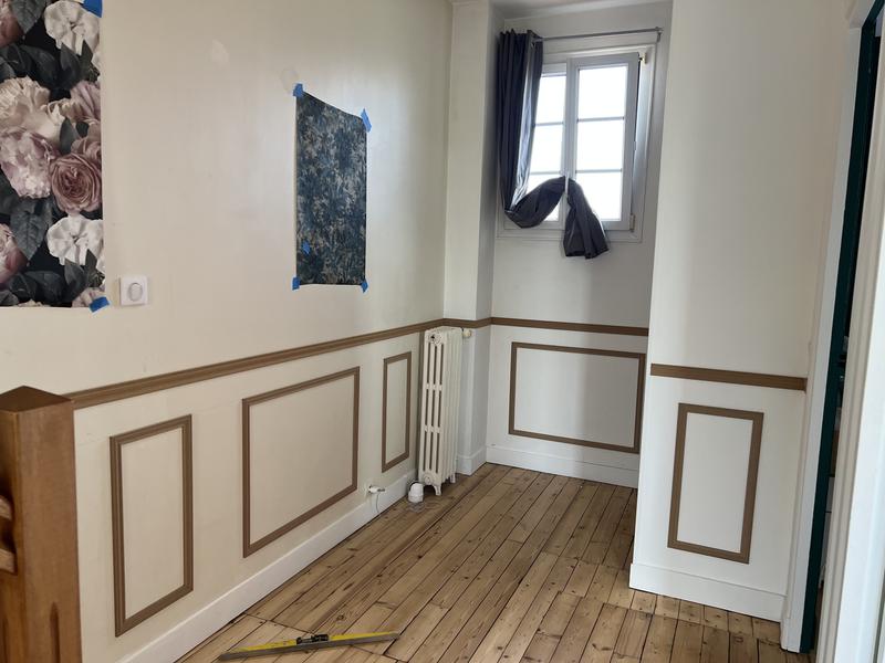 Ouvrir la fenêtre modale de l'avis 1 sur 2