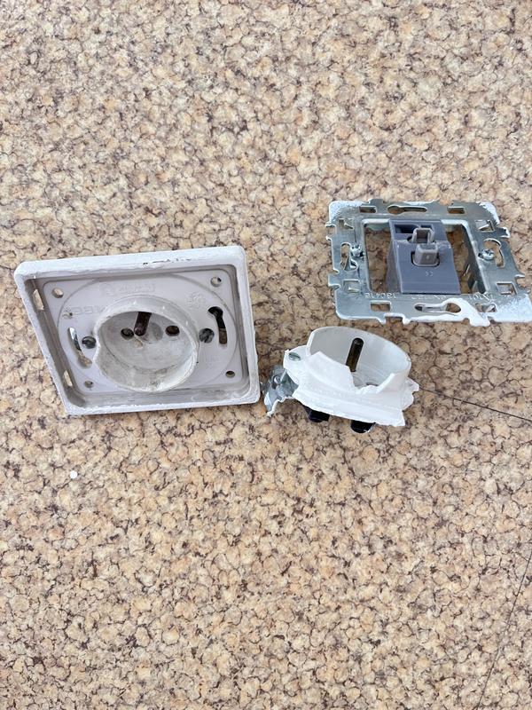 Ouvrir la fenêtre modale de l'avis 3 sur 6