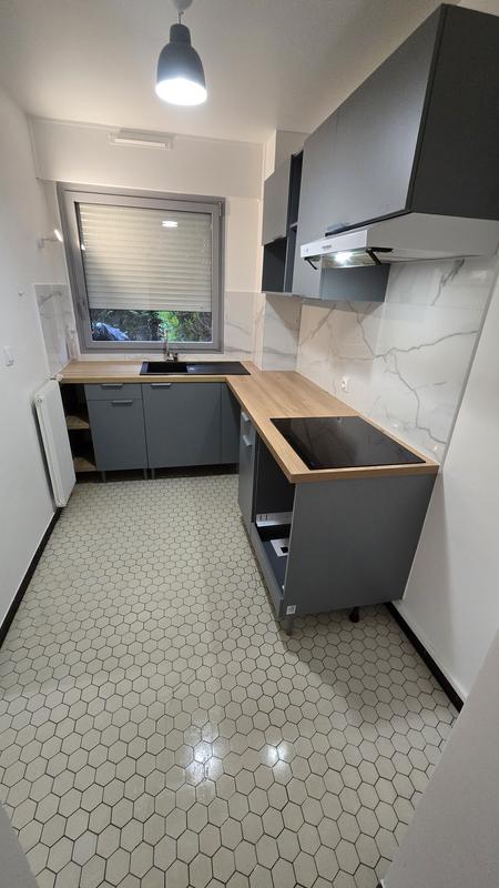 Ouvrir la fenêtre modale de l'avis 1 sur 2