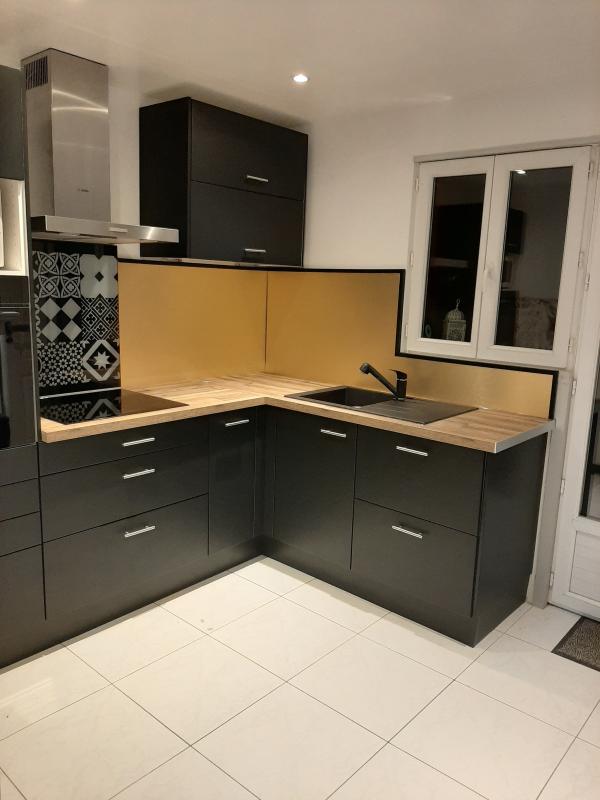 Ouvrir la fenêtre modale de l'avis 1 sur 3