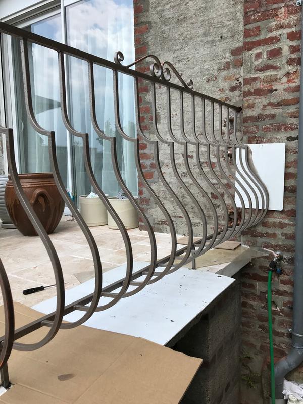 Ouvrir la fenêtre modale de l'avis 1 sur 1