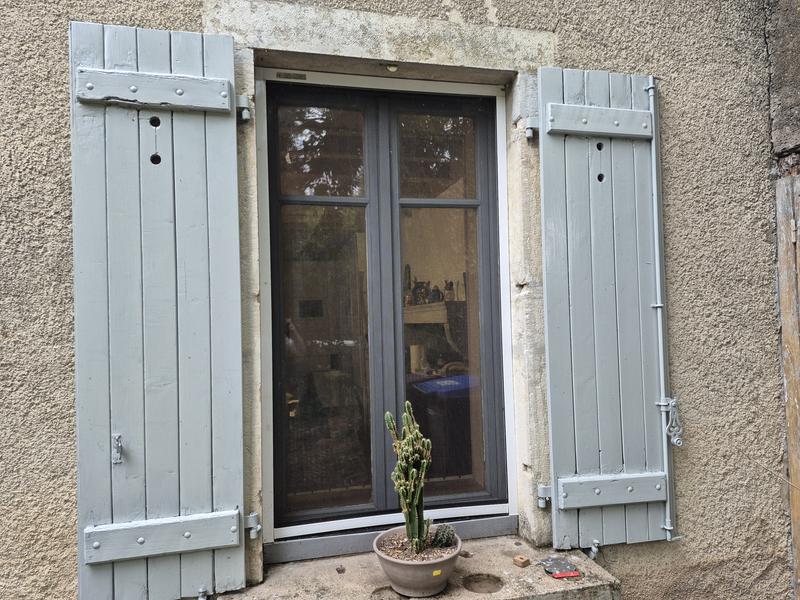 Ouvrir la fenêtre modale de l'avis 1 sur 3