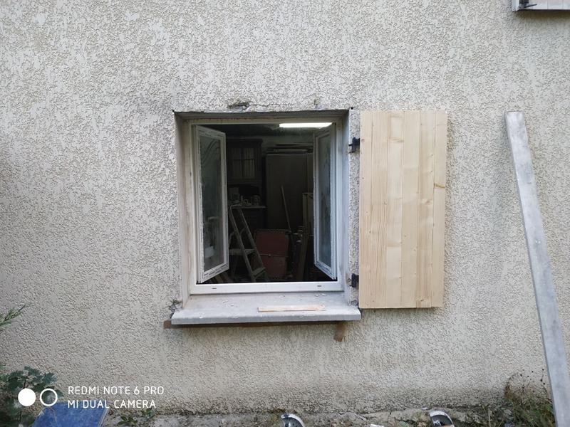 Ouvrir la fenêtre modale de l'avis 1 sur 2