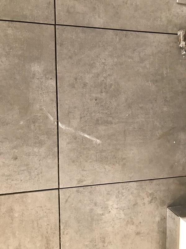 Ouvrir la fenêtre modale de l'avis 1 sur 2