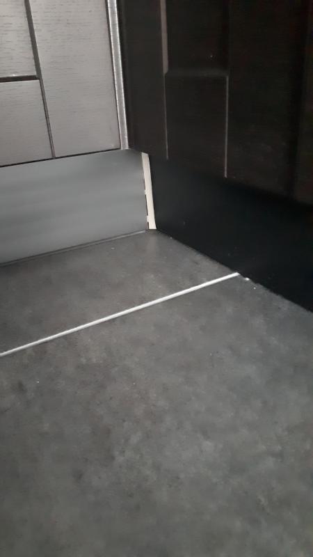 Ouvrir la fenêtre modale de l'avis 1 sur 2