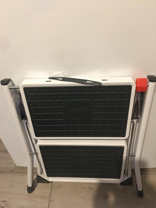 Ouvrir la fenêtre modale de l'avis 1 sur 2