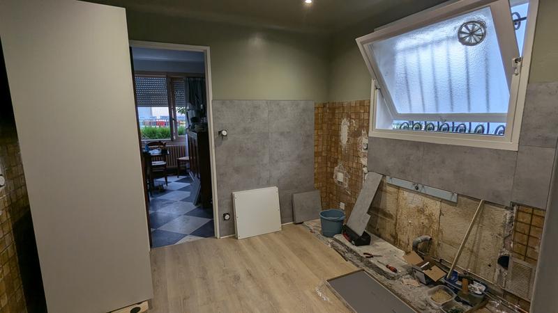 Ouvrir la fenêtre modale de l'avis 1 sur 3