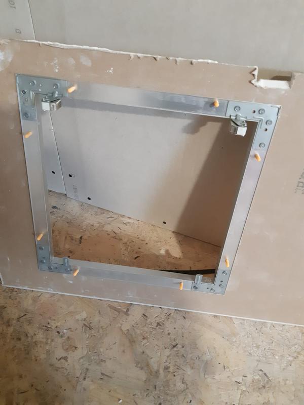 Ouvrir la fenêtre modale de l'avis 1 sur 2