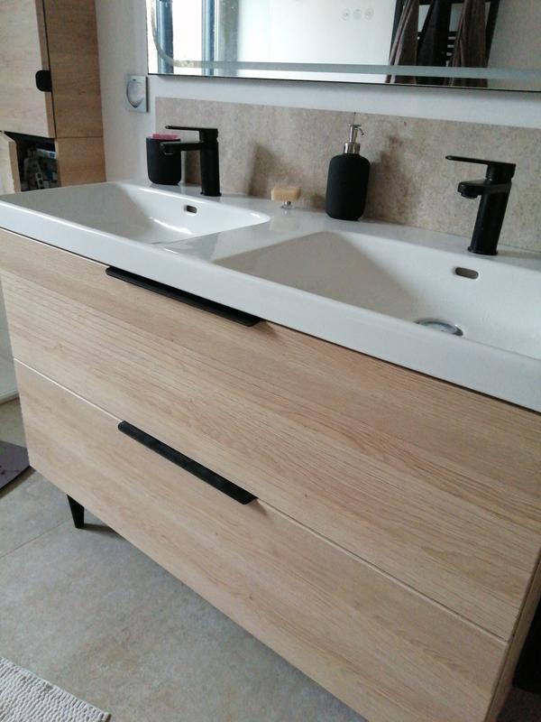 Ouvrir la fenêtre modale de l'avis 1 sur 2