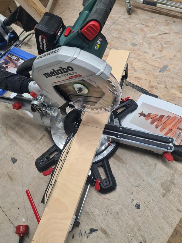 Ouvrir la fenêtre modale de l'avis 1 sur 3