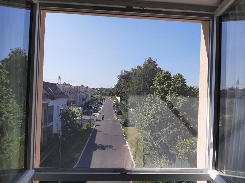 Ouvrir la fenêtre modale de l'avis 1 sur 2