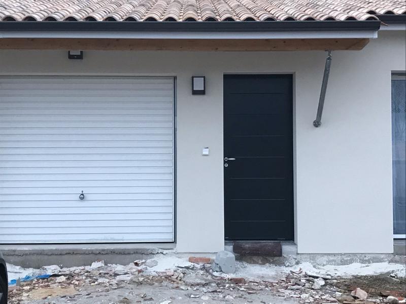 Ouvrir la fenêtre modale de l'avis 1 sur 2