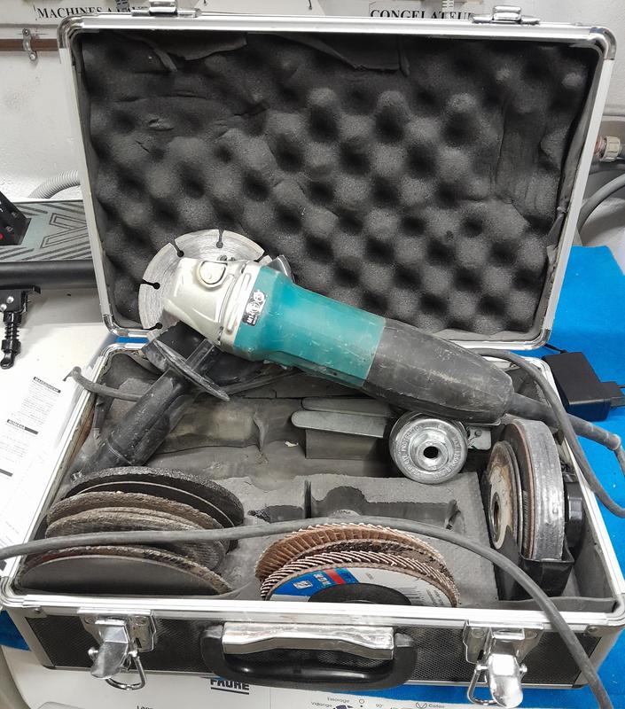 Ouvrir la fenêtre modale de l'avis 1 sur 1