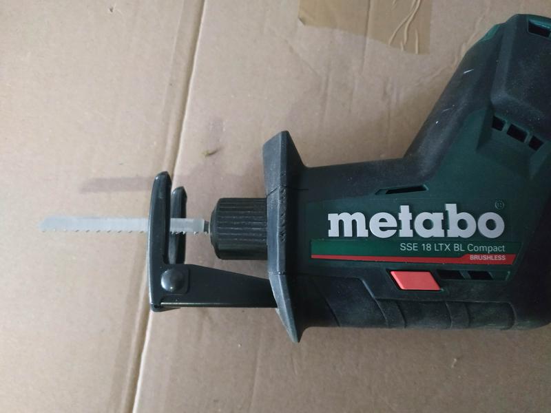 Ouvrir la fenêtre modale de l'avis 3 sur 3