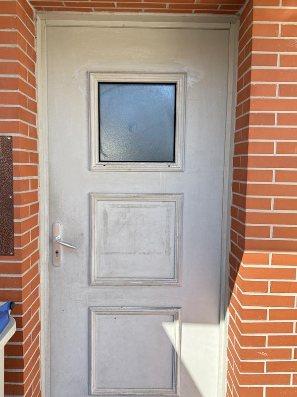 Ouvrir la fenêtre modale de l'avis 1 sur 2